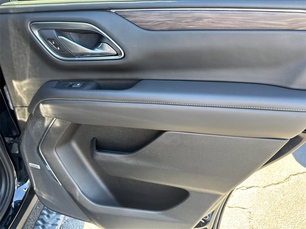 Used 2021 Chevrolet Tahoe Z71 image 17