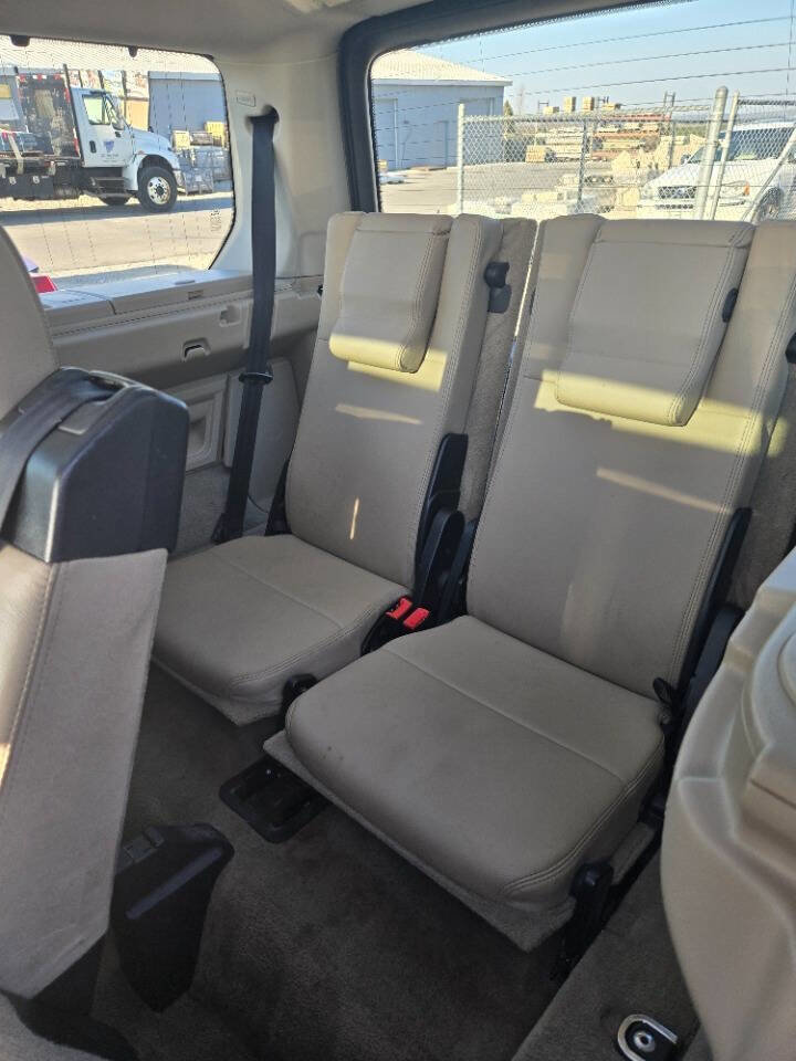 Used 2010 Land Rover LR4 HSE AWD/4WD image 11