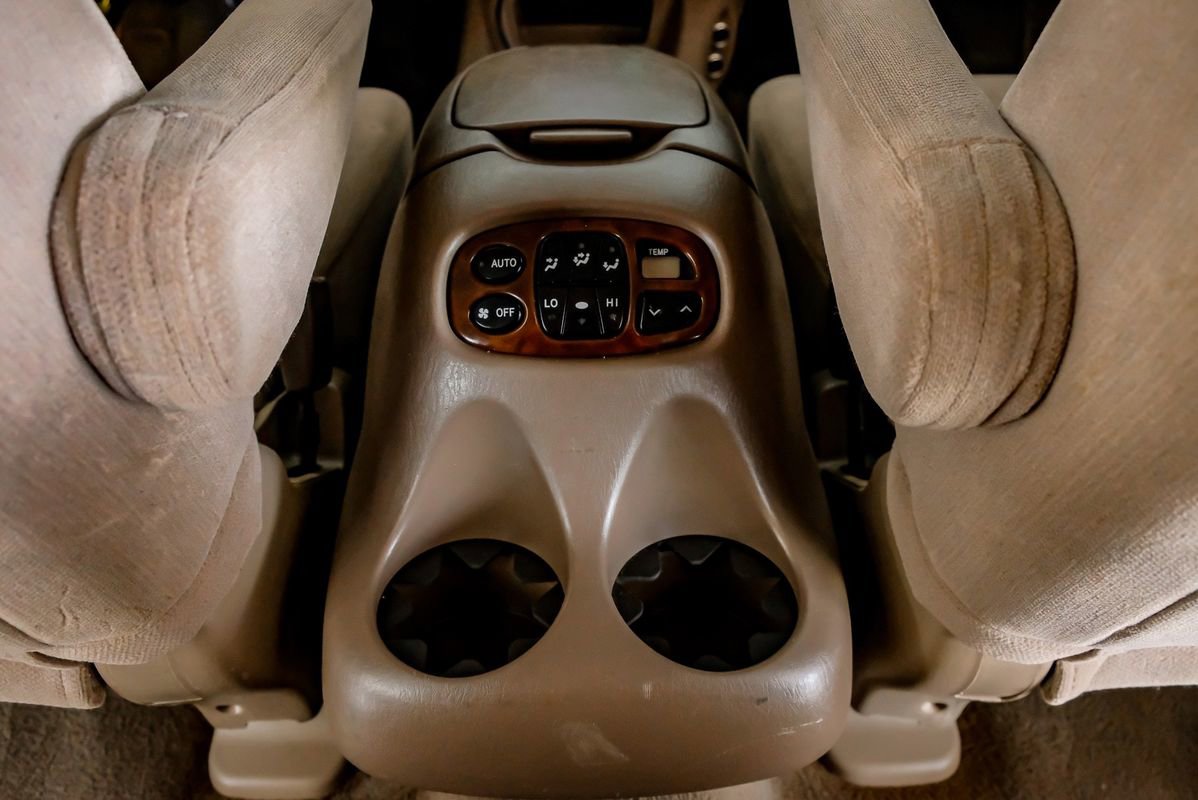 Used 2004 Toyota Sequoia SR5 image 35