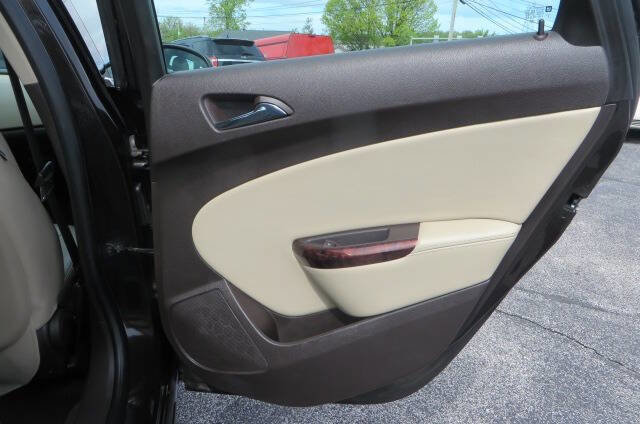 Used 2014 Buick Verano FWD image 10