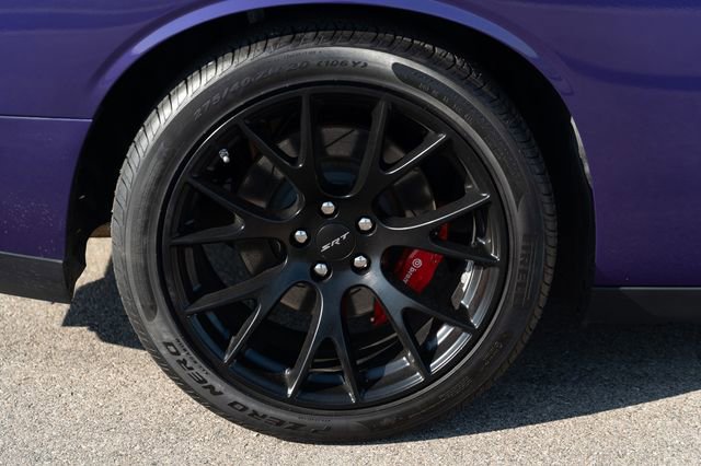 Used 2016 Dodge Challenger SRT Hellcat image 12