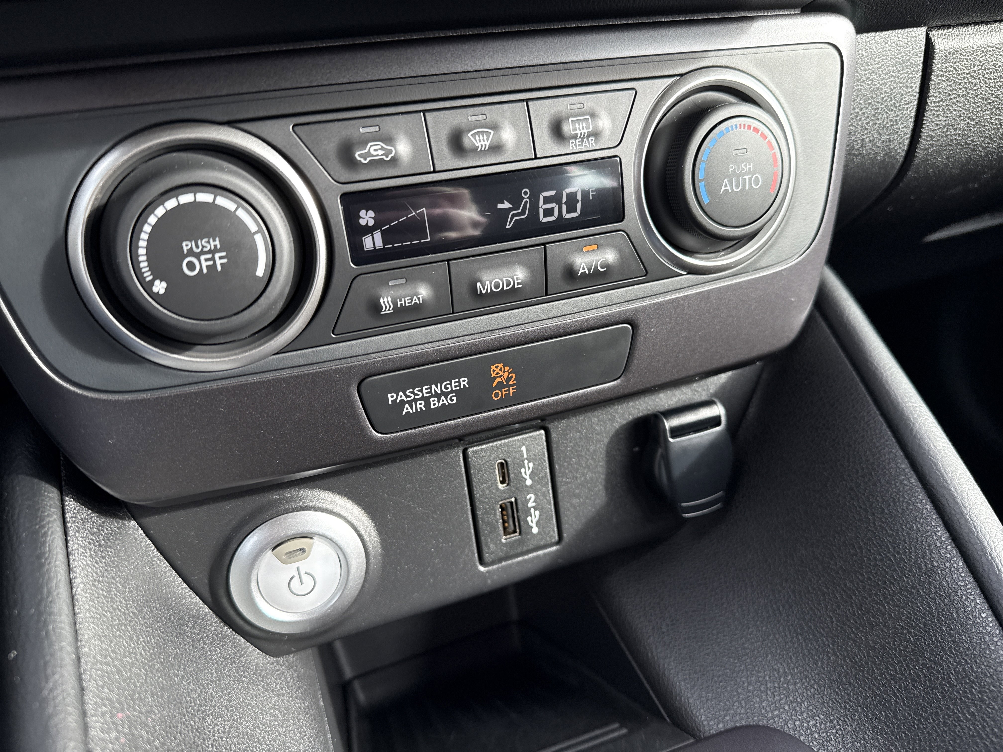 Certified 2024 Nissan Leaf S image 18