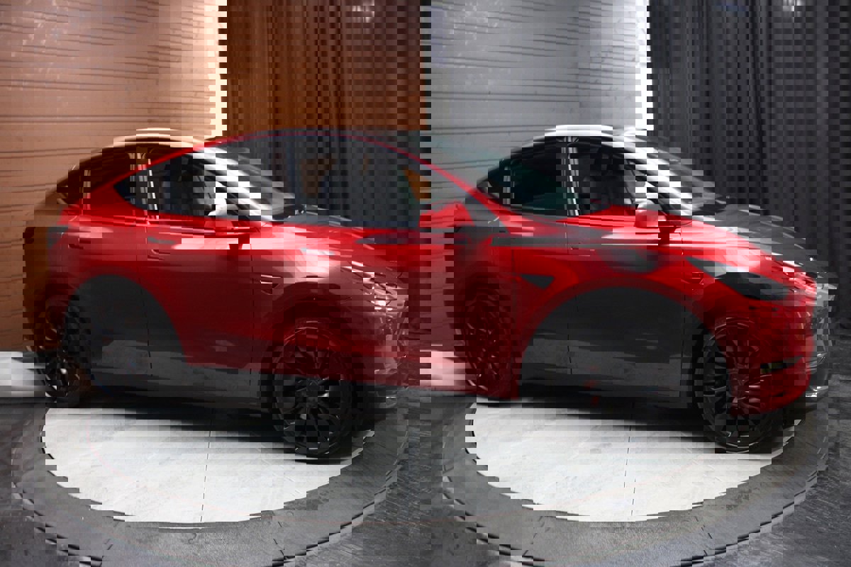 Used 2022 Tesla Model Y Performance image 44