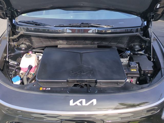 Certified 2024 Kia Niro Wind FWD image 33