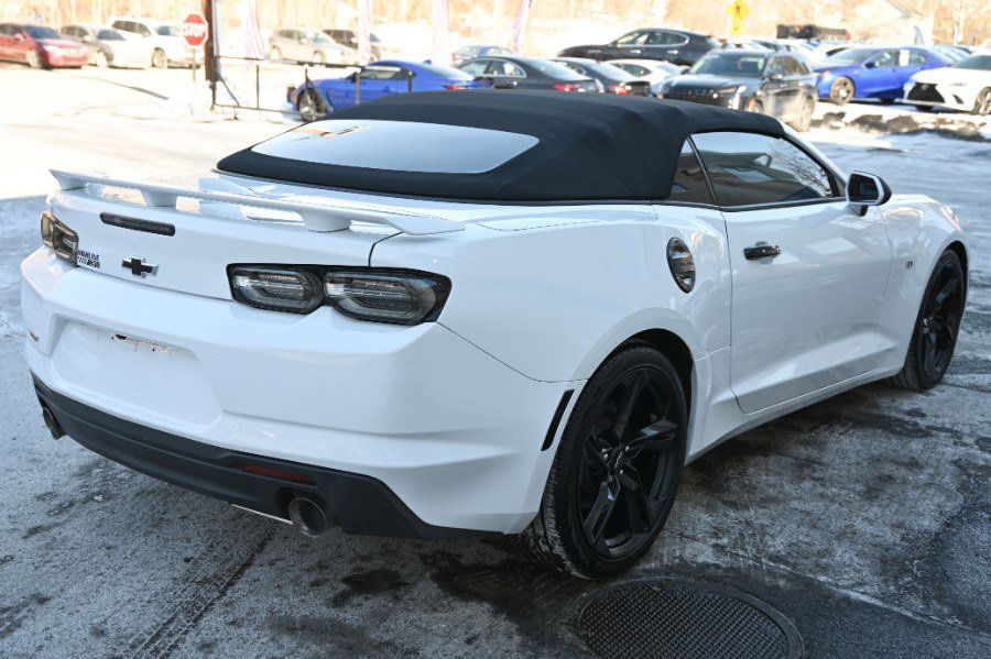 Used 2021 Chevrolet Camaro LT w/ RS Package image 11