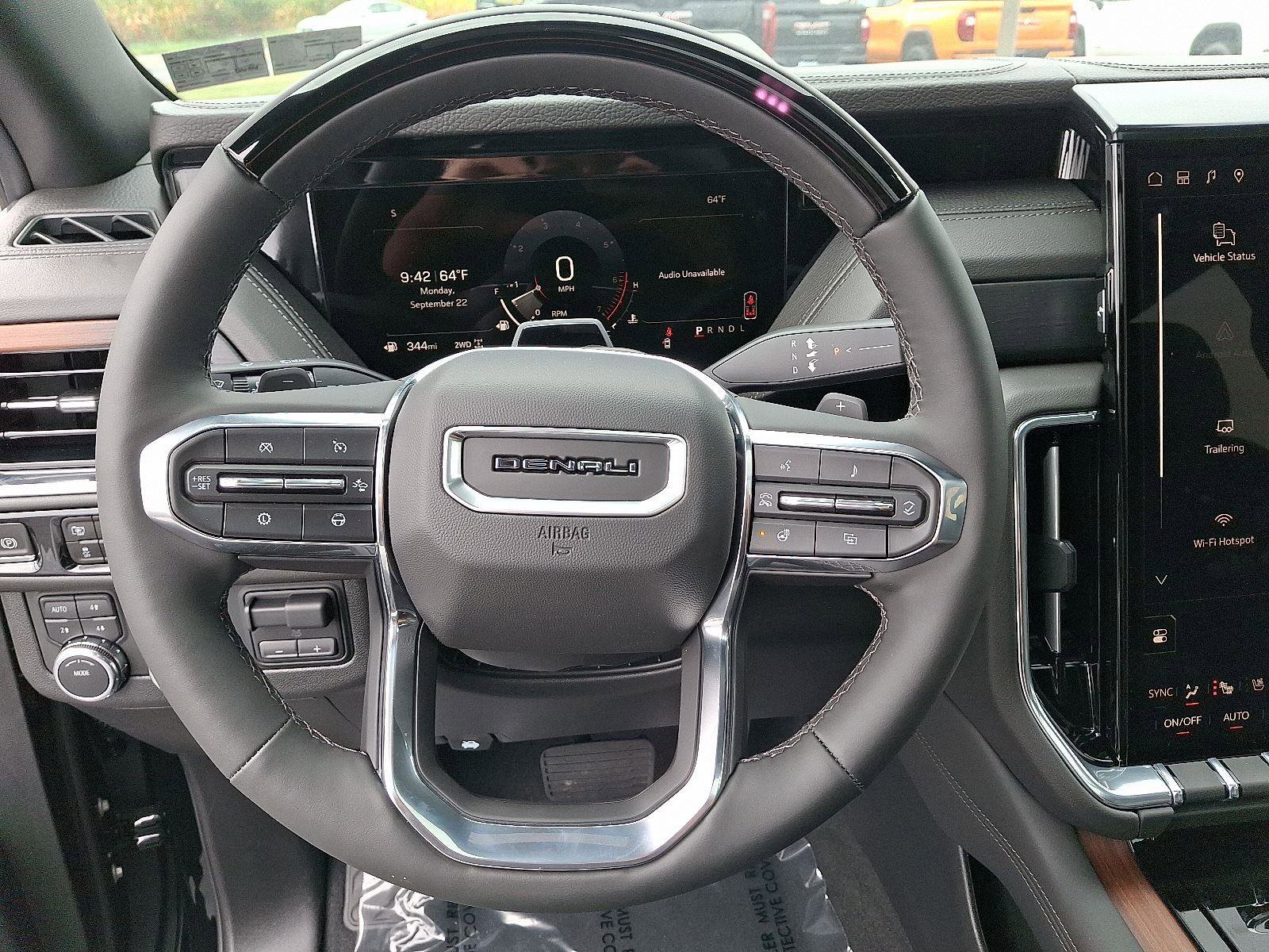 New 2025 GMC Yukon XL Denali w/ Denali Reserve Package image 9