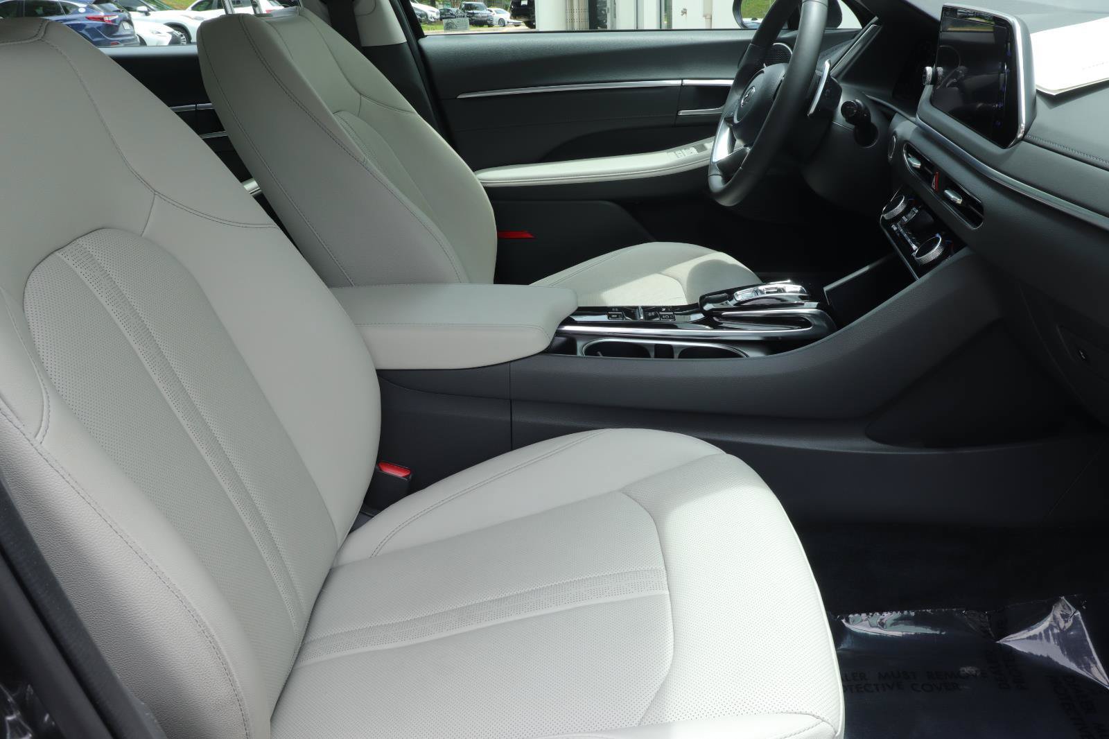 Used 2023 Hyundai Sonata Limited FWD image 16