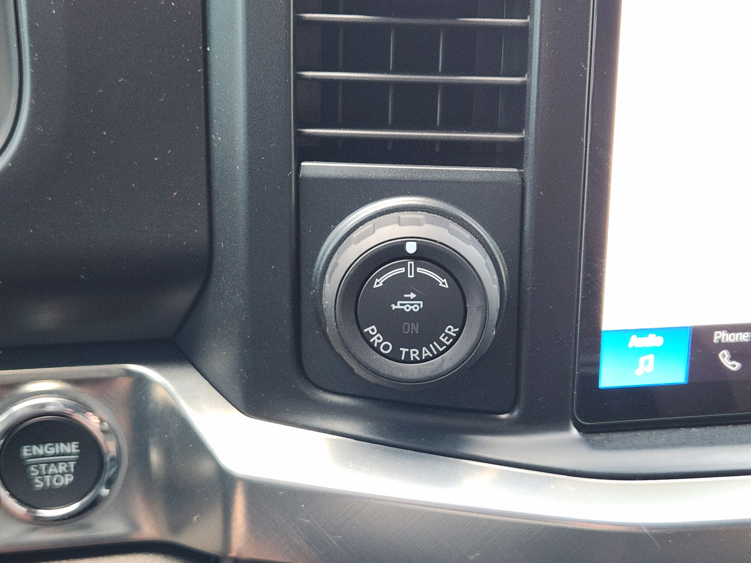 Used 2025 Ford F250 King Ranch AWD/4WD image 12