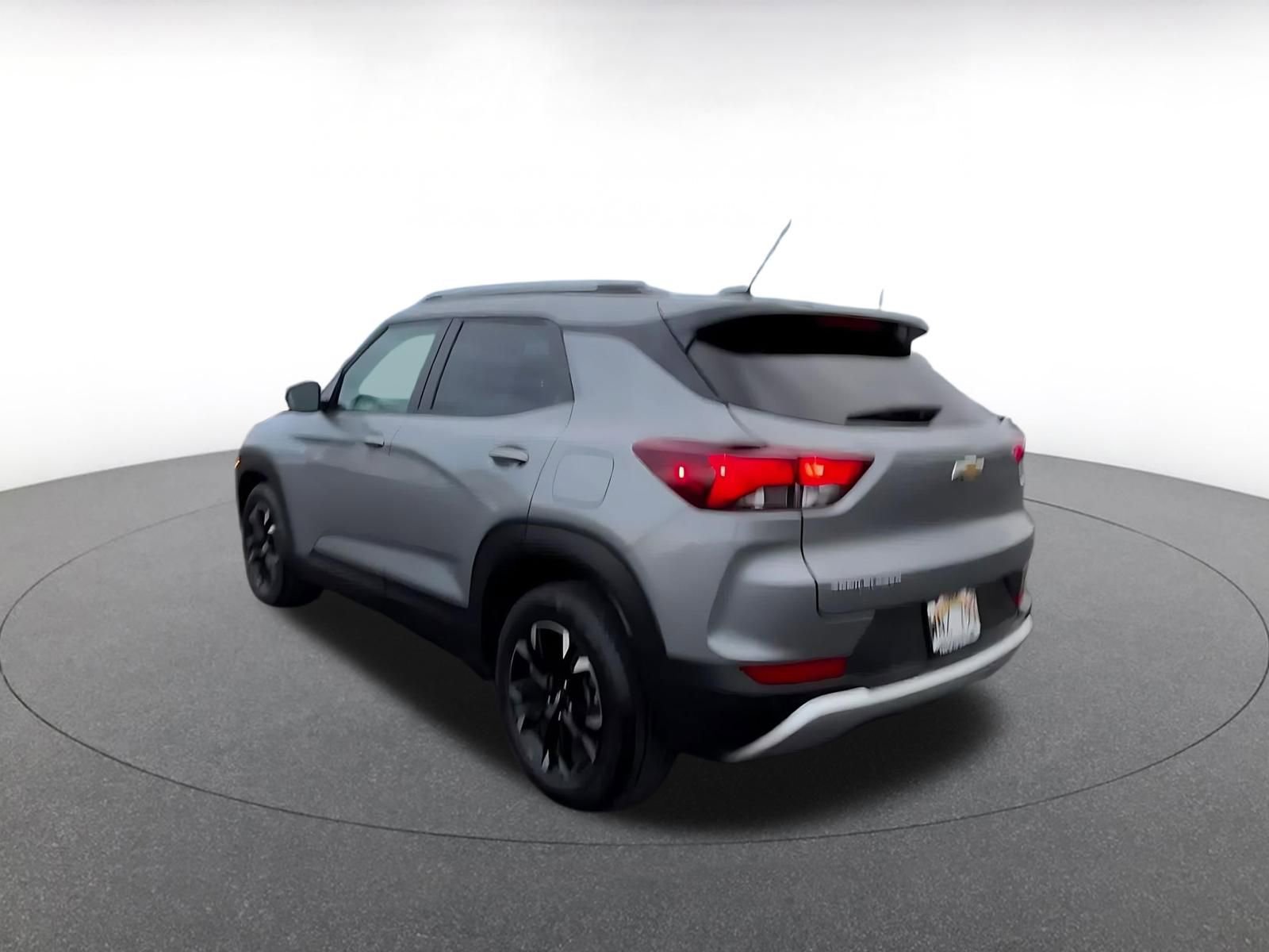 Used 2023 Chevrolet TrailBlazer LT w/ Convenience Package image 11