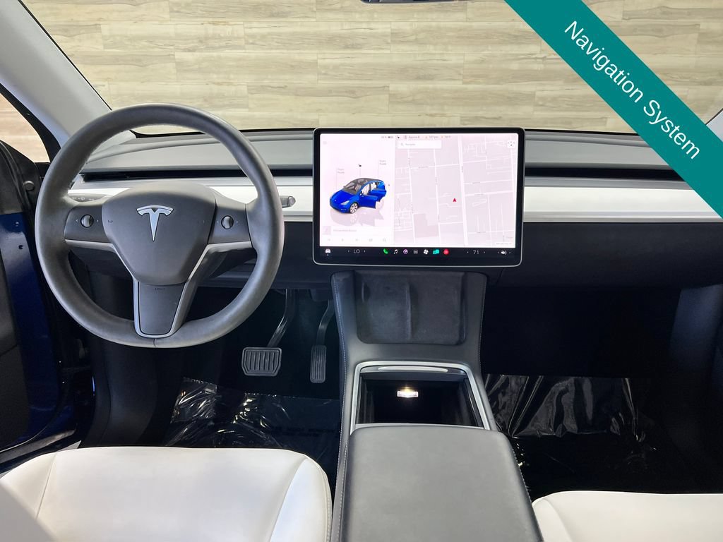 Used 2023 Tesla Model Y Long Range AWD/4WD image 2