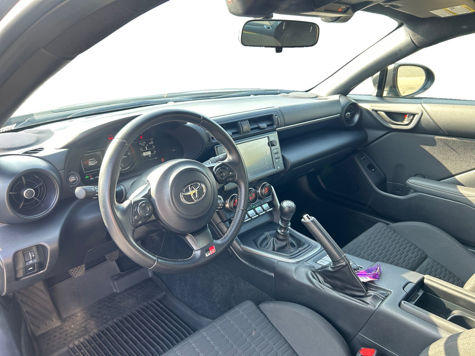 Used 2024 Toyota GR86 RWD image 11