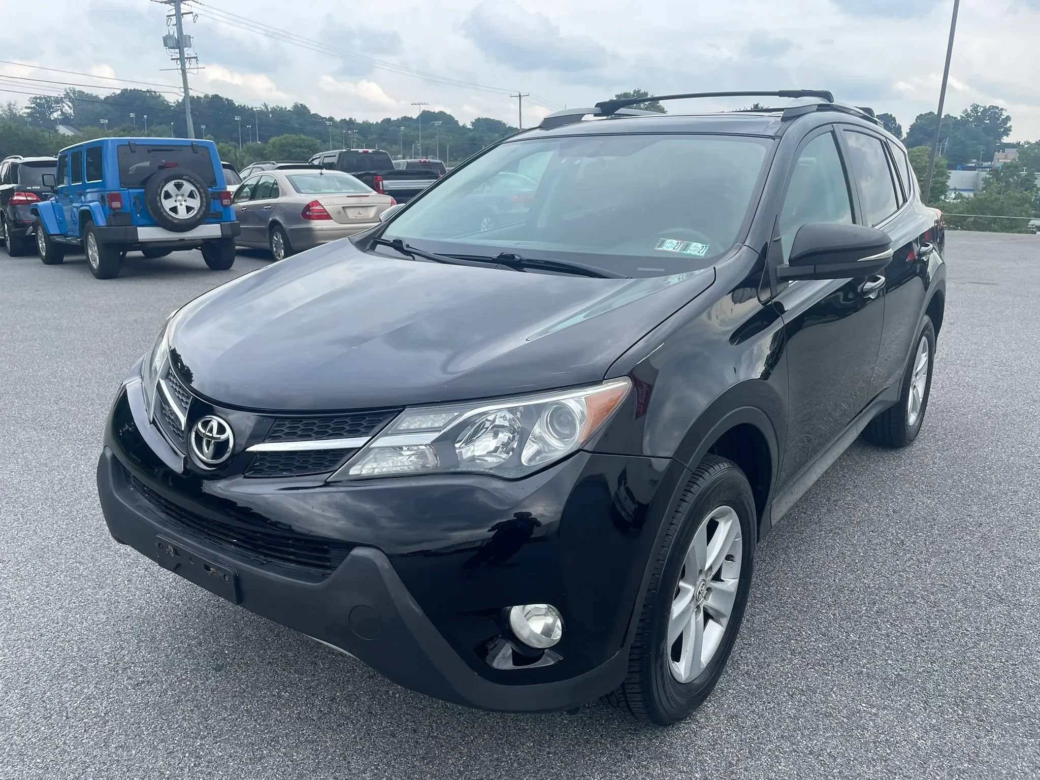 Used 2013 Toyota RAV4 XLE AWD/4WD image 24