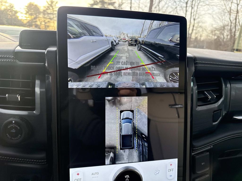 New 2025 Ford F150 Lightning Platinum image 9