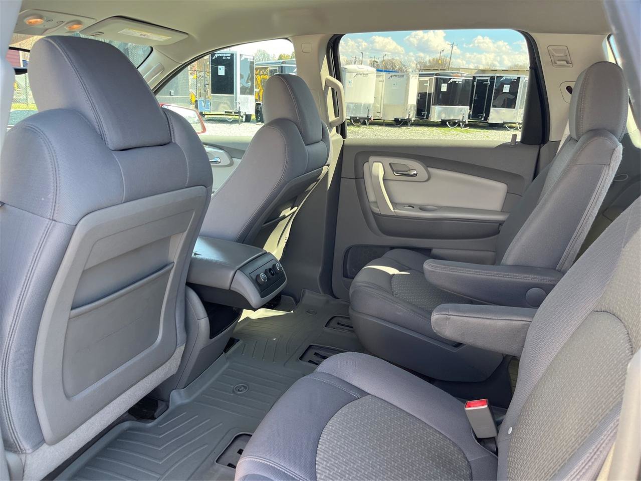 Used 2012 Chevrolet Traverse LT image 10