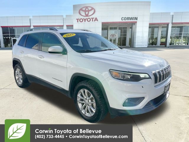 Used 2019 Jeep Cherokee Latitude w/ Popular Appearance Group video 2