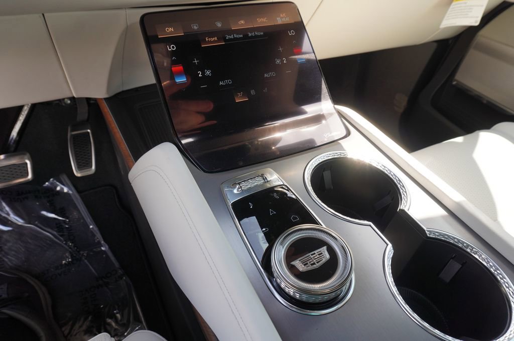 New 2026 Cadillac Vistiq Luxury AWD/4WD image 19