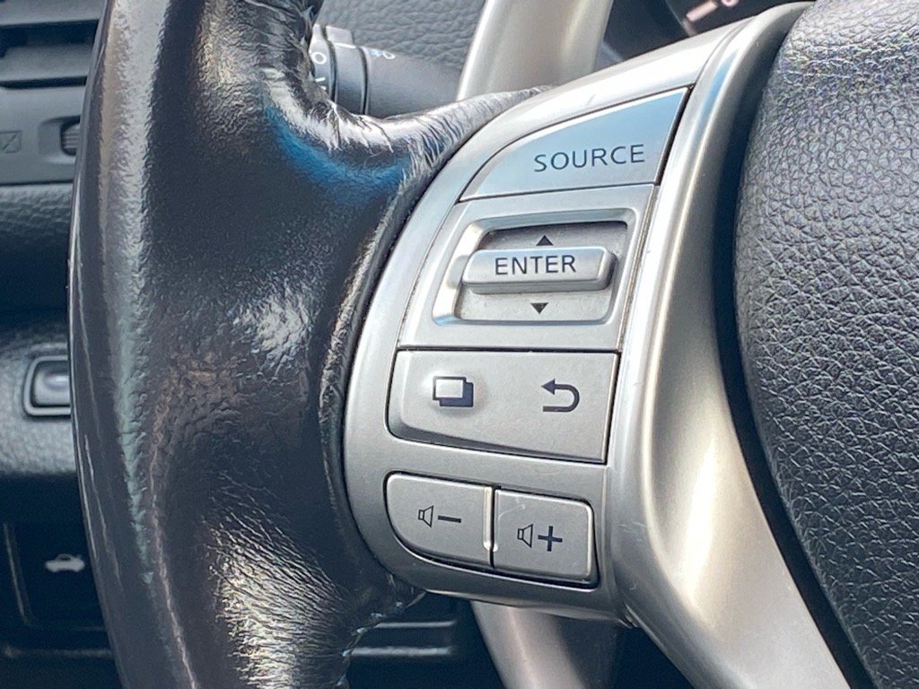 Used 2018 Nissan Altima 2.5 SR w/ SR Midnight Edition image 9