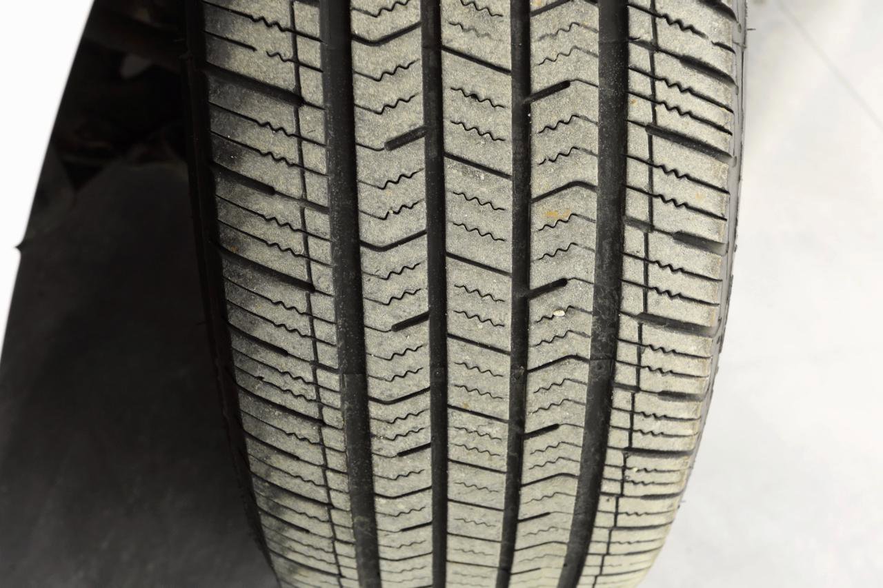 Used 2012 Chevrolet Cruze LT w/ RS Package image 30