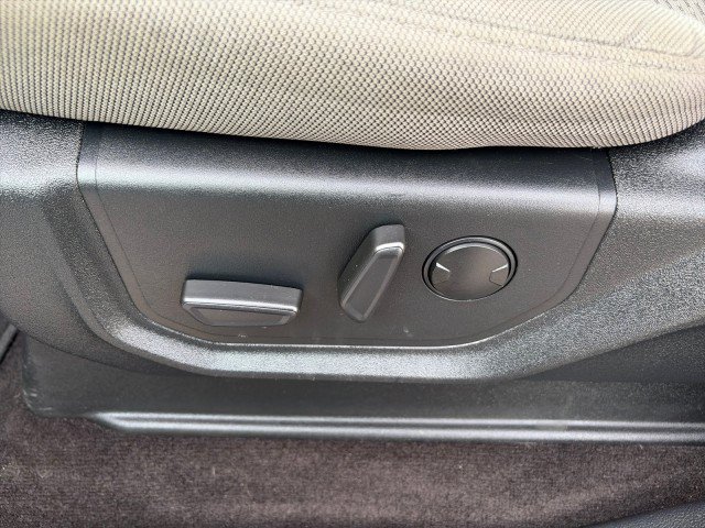 Used 2019 Ford F150 XLT w/ Equipment Group 302A Luxury AWD/4WD image 13