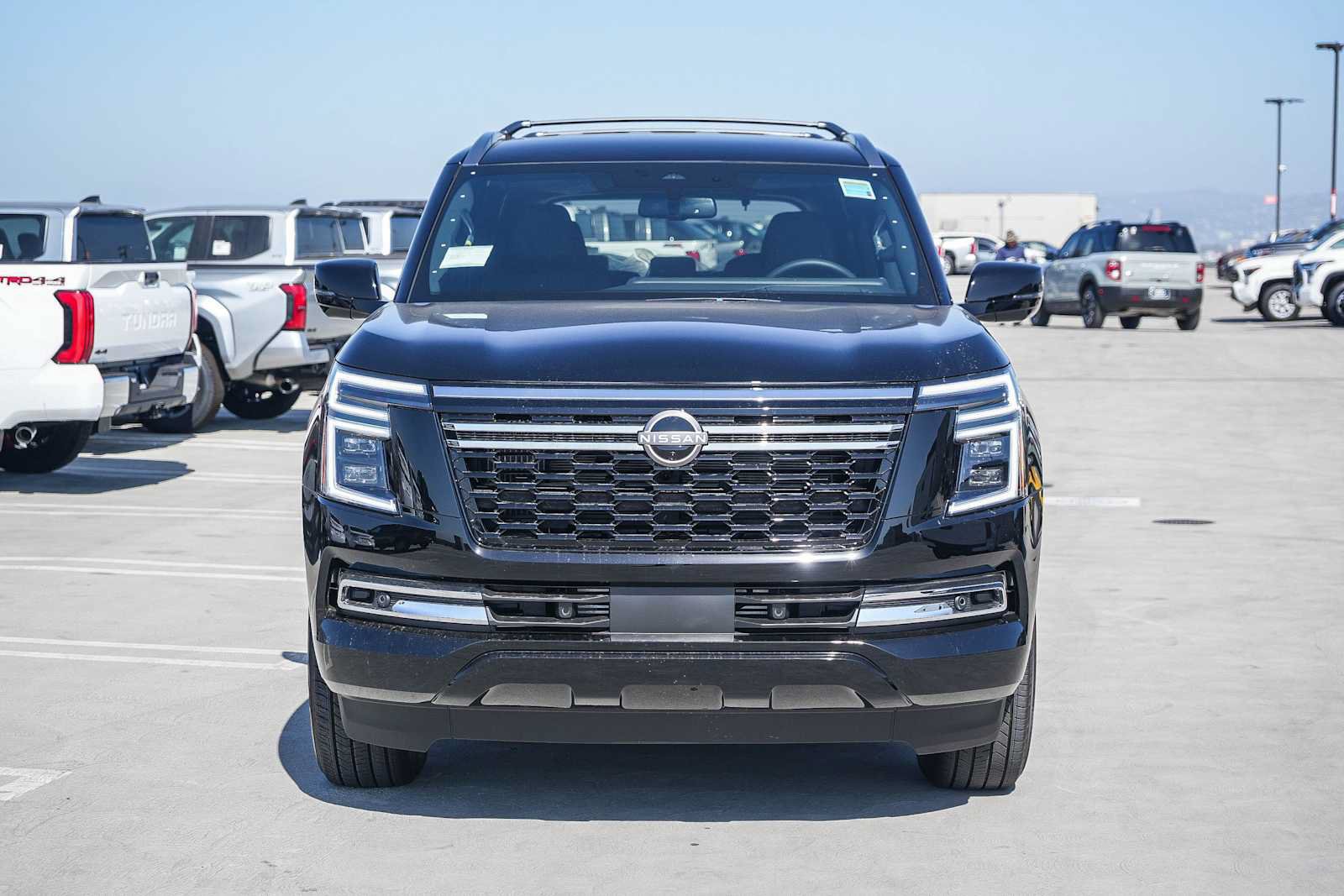 New 2026 Nissan Armada SL w/ Captain's Chari Seat Package AWD/4WD image 2