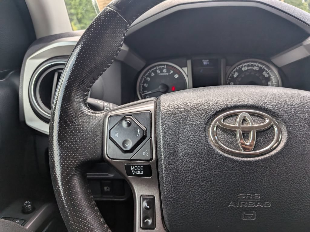 Used 2019 Toyota Tacoma SR5 RWD image 14