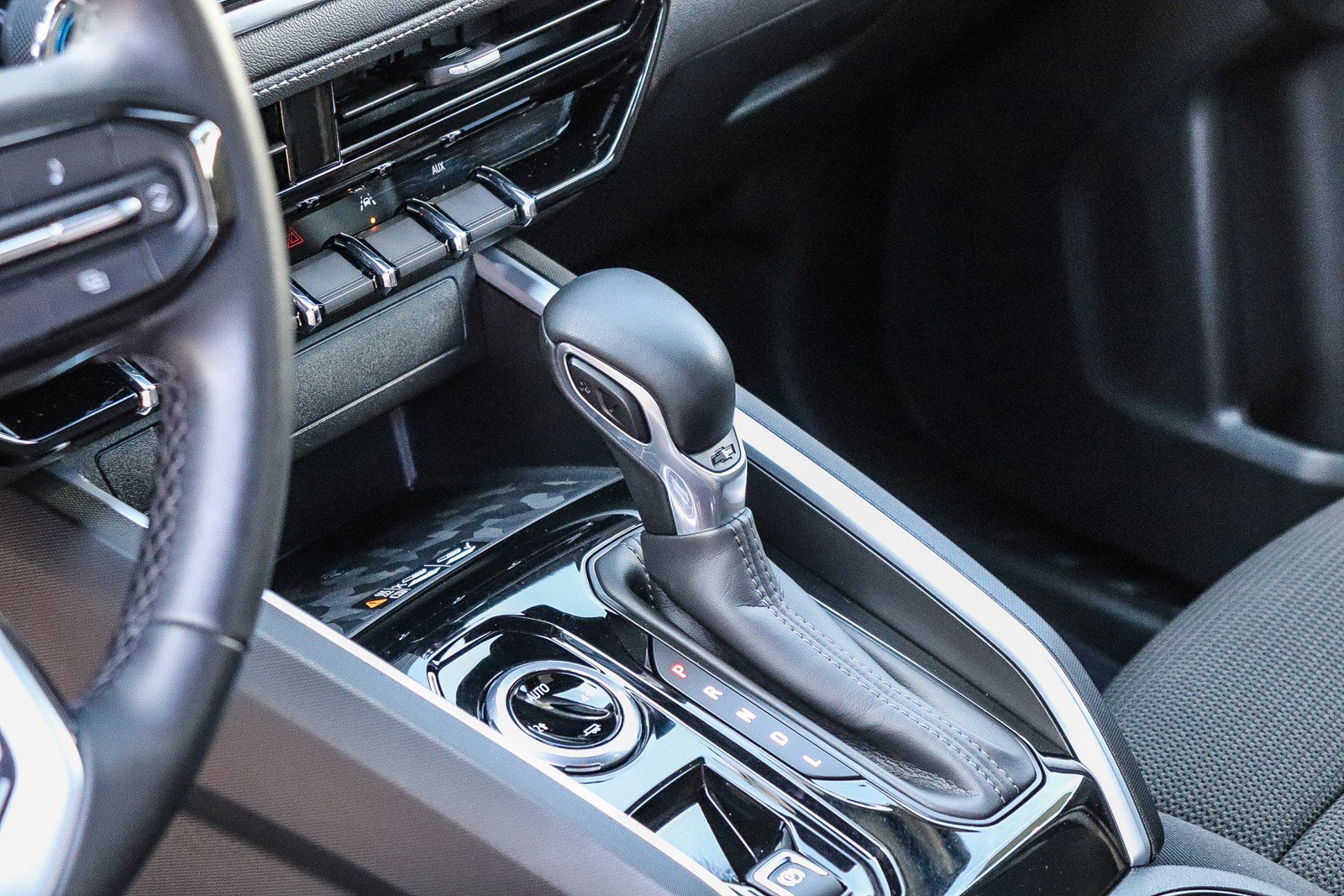 Used 2023 Chevrolet Colorado LT w/ LT Convenience Package II image 16