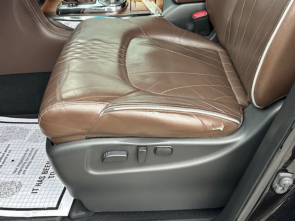 Used 2016 INFINITI QX80 Limited image 16