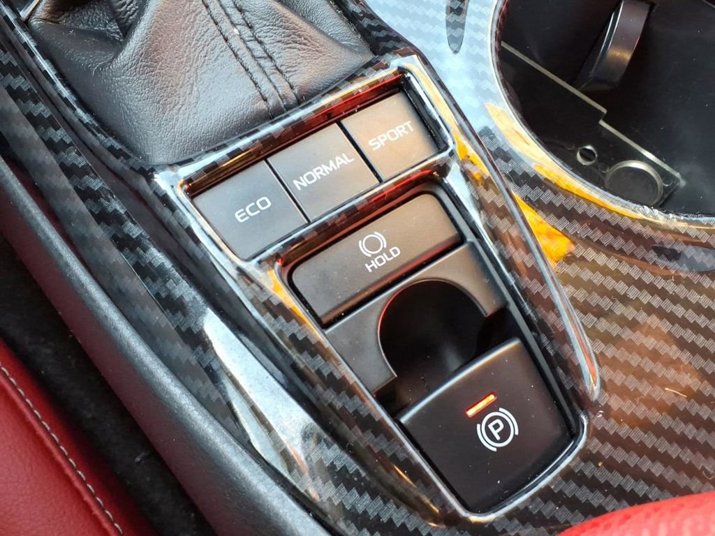 Certified 2019 Toyota Camry XSE image 14