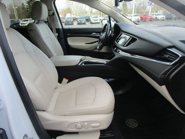 Certified 2023 Buick Enclave Essence image 21