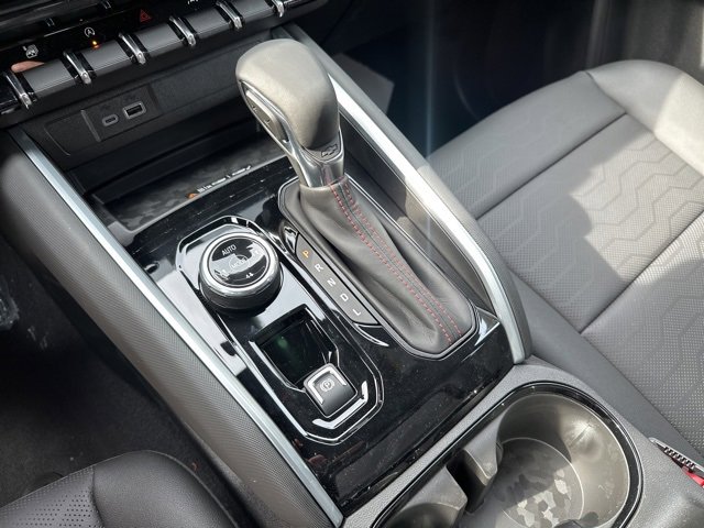 New 2025 Chevrolet Colorado Z71 w/ Midnight Edition image 21