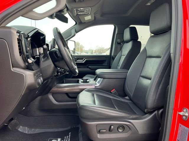 Used 2024 Chevrolet Silverado 2500 LTZ w/ LTZ Plus Package image 4