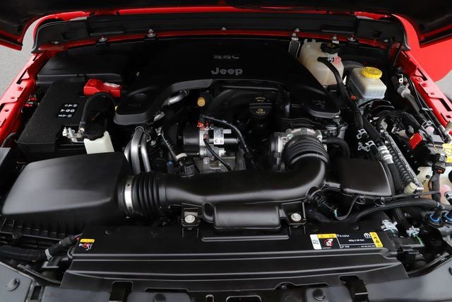 Used 2021 Jeep Wrangler Unlimited Rubicon w/ LED Lighting Group image 39