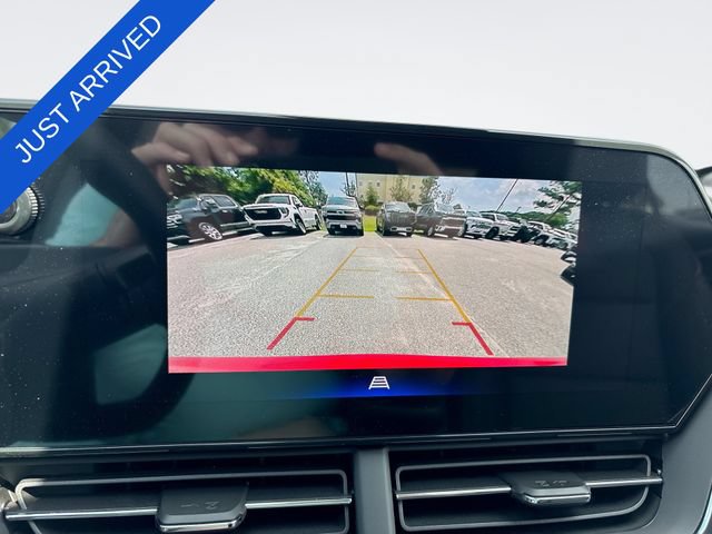 New 2026 Chevrolet Trax RS w/ Sunroof Package FWD image 17
