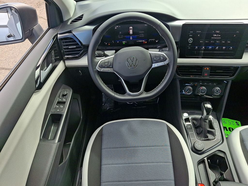 Used 2025 Volkswagen Taos S AWD/4WD image 11
