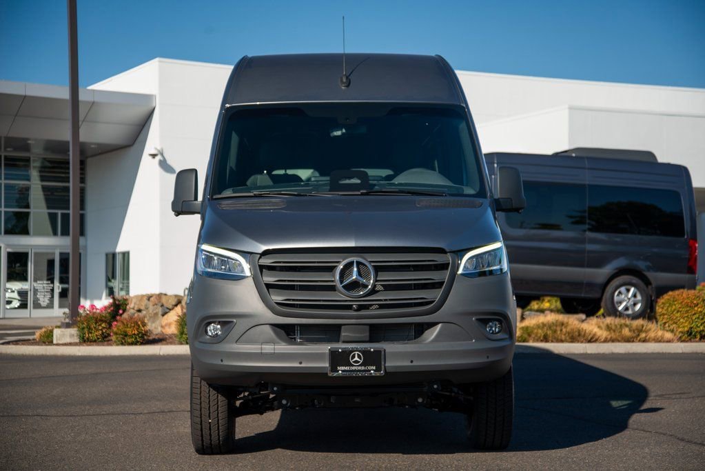 New 2025 Mercedes-Benz Sprinter 2500 video 2