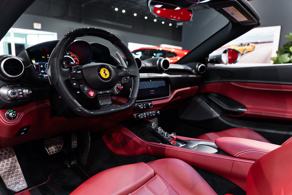 Certified 2022 Ferrari Portofino M RWD image 25