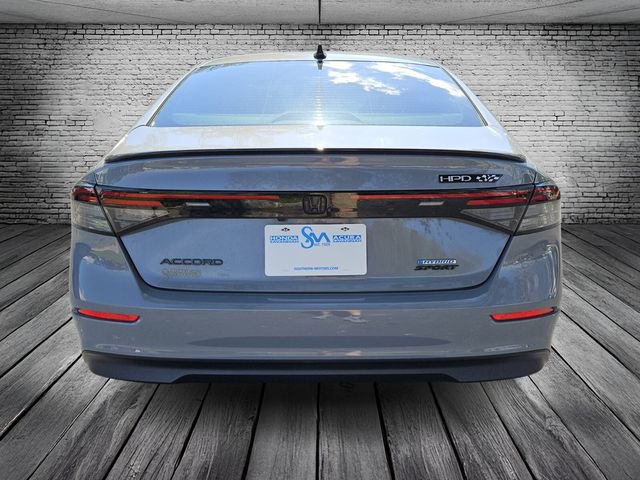 Used 2023 Honda Accord Sport image 4