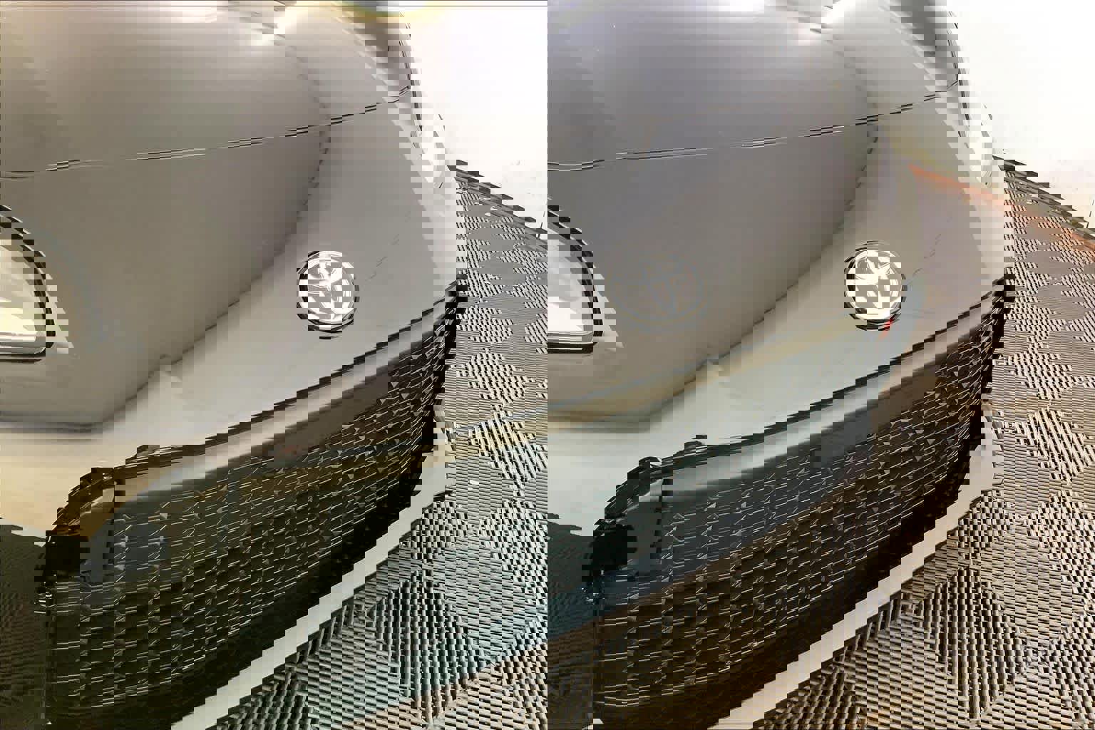 Used 2024 Toyota GR86 Premium image 32