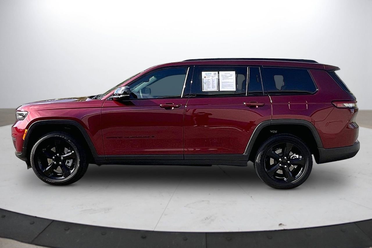 Certified 2025 Jeep Grand Cherokee L Altitude AWD/4WD image 6
