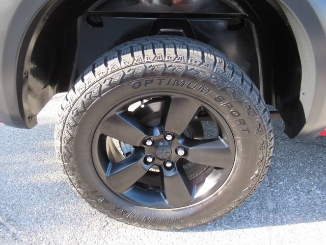 Used 2019 RAM 1500 Classic Warlock w/ Electronics Group AWD/4WD image 10