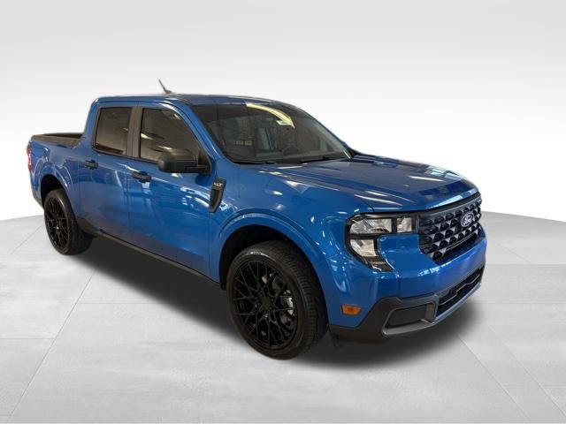 New 2025 Ford Maverick XLT image 3