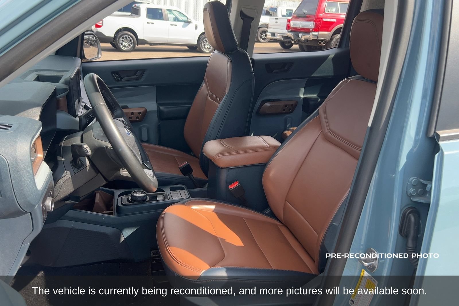 Used 2023 Ford Maverick Lariat w/ Lariat Luxury Package FWD image 11
