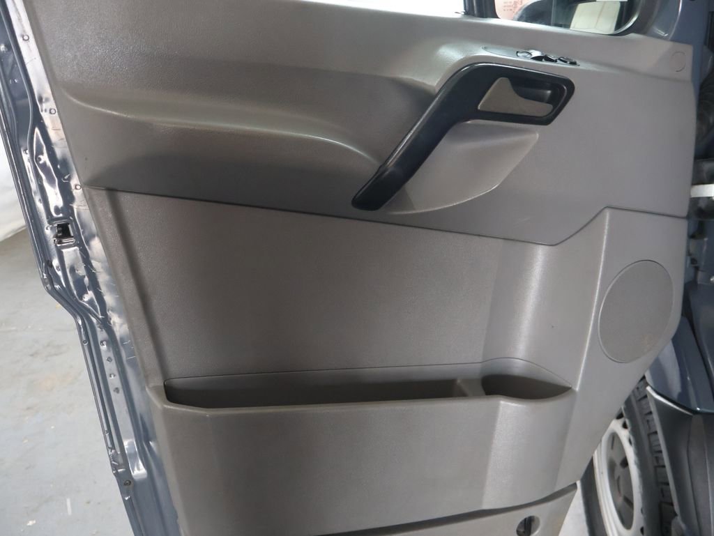 Used 2019 Mercedes-Benz Sprinter 170 image 12