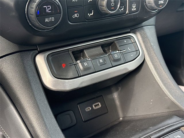 Used 2023 GMC Acadia SLE w/ Driver Convenience Package image 19