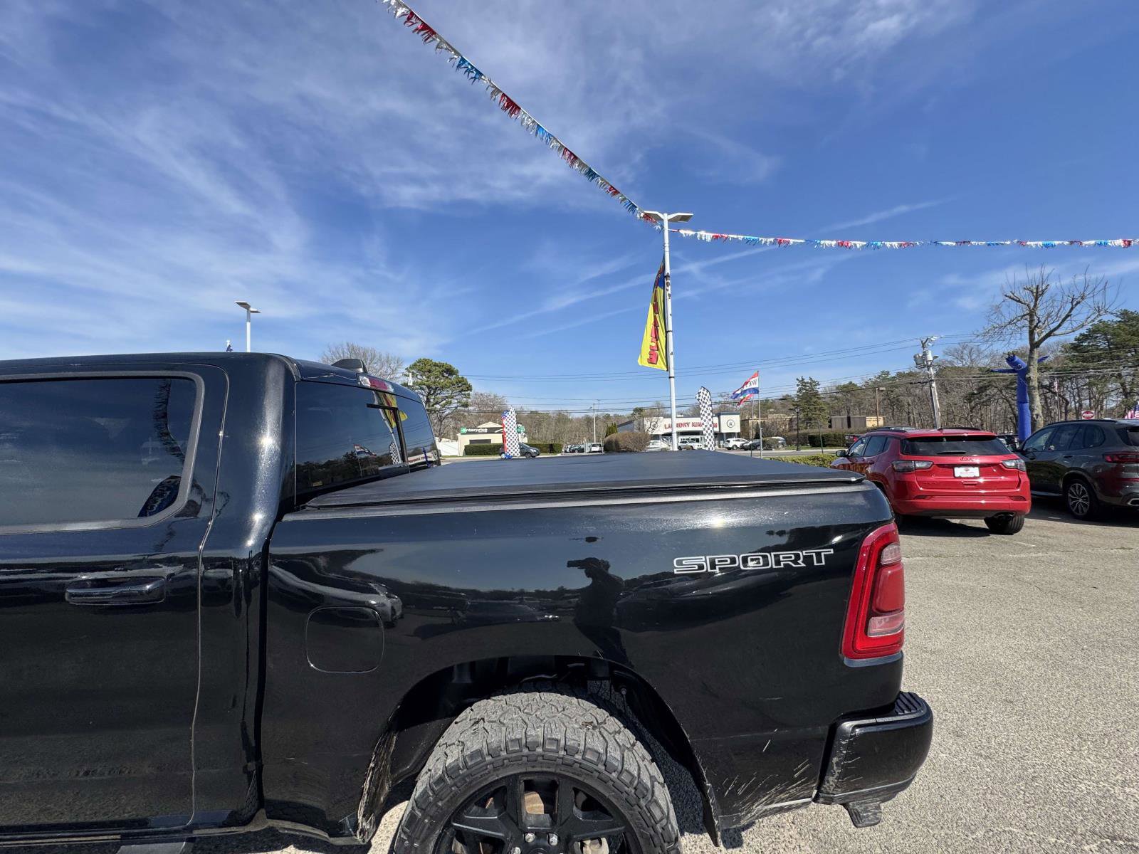 Used 2023 RAM 1500 Laramie AWD/4WD image 13