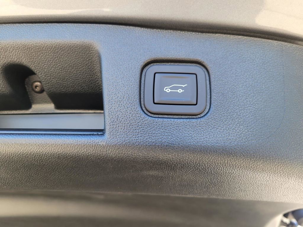 New 2026 Chevrolet Blazer EV RS w/ Super Cruise Package image 8