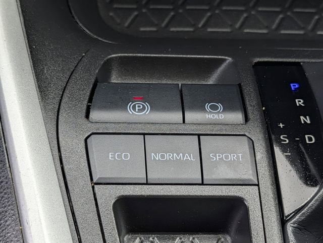 Used 2023 Toyota RAV4 XLE Premium FWD image 16