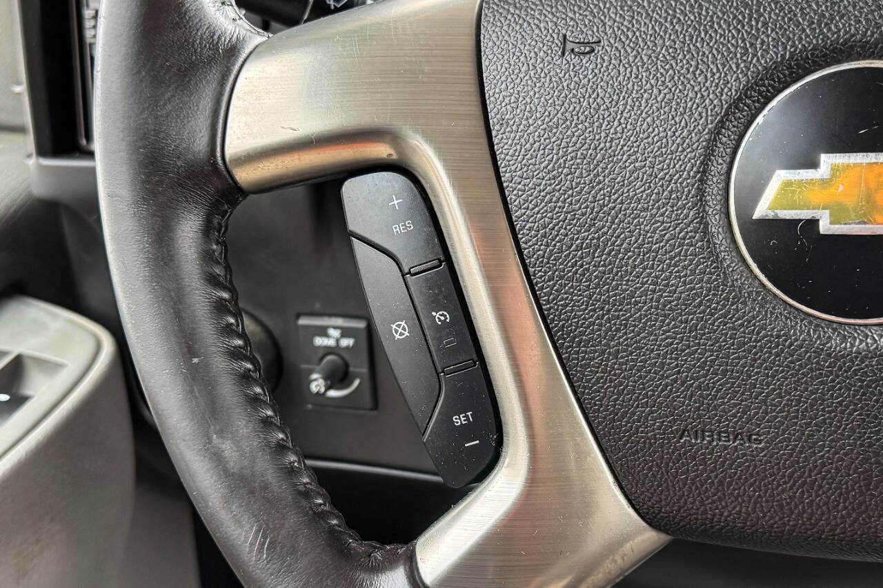 Used 2018 Chevrolet Express 2500 w/ Driver Convenience Package image 29