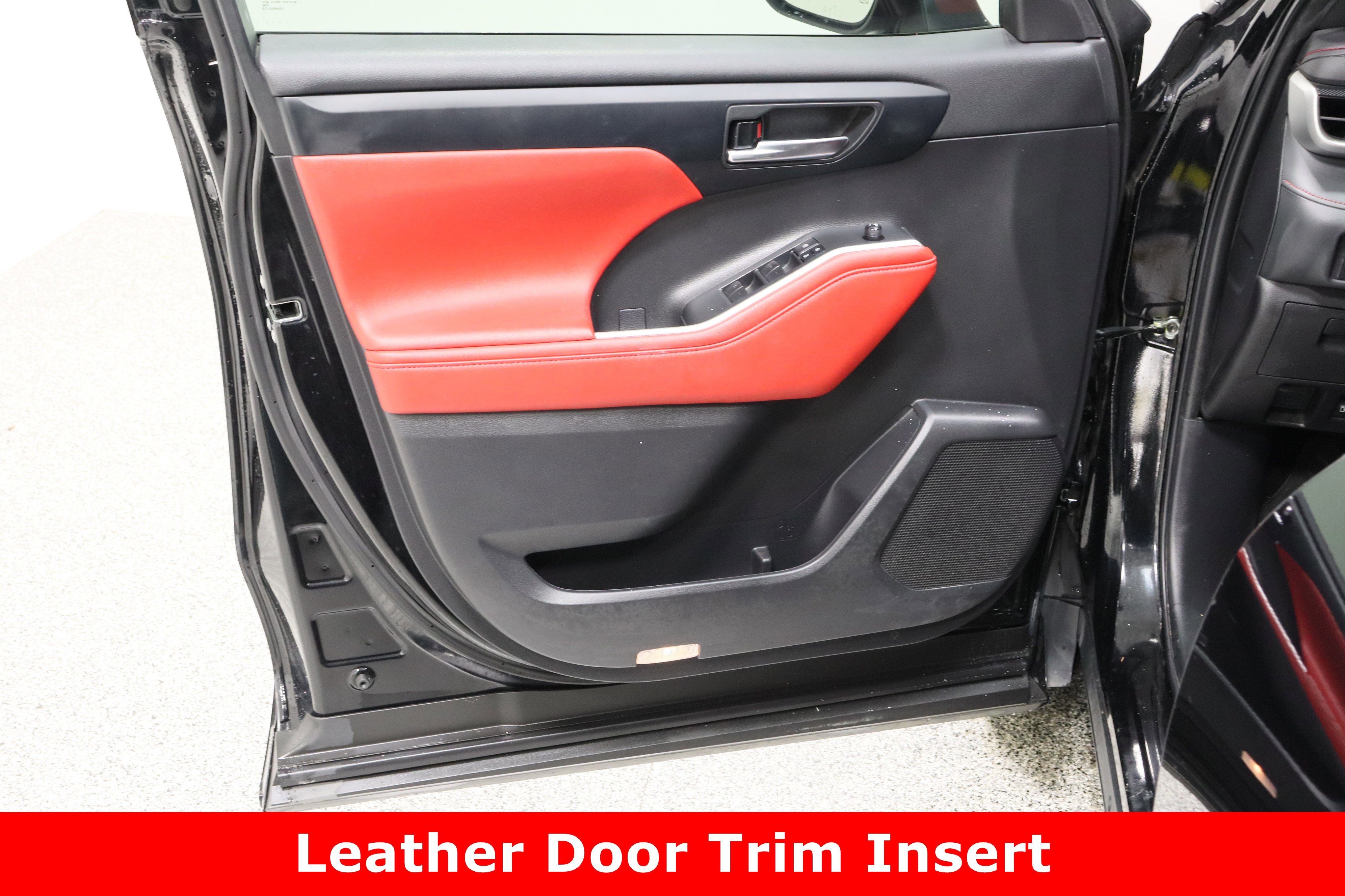 Used 2022 Toyota Highlander XSE image 12