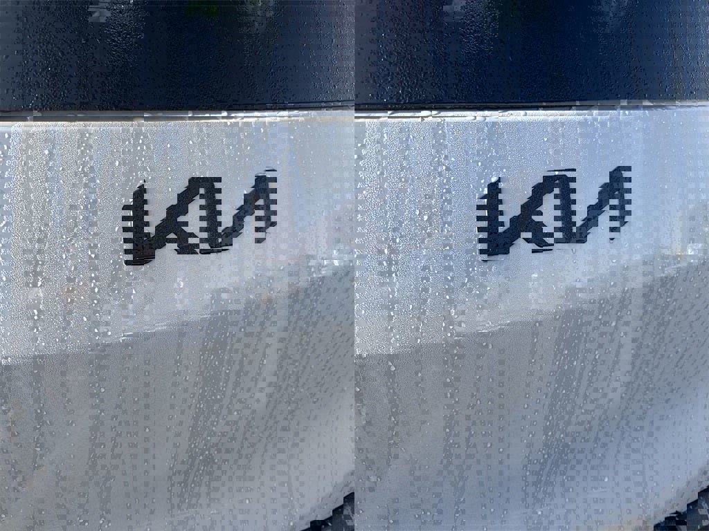 New 2026 Kia EV9 Land w/ Nightfall Edition Package image 7